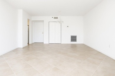 Beautiful, spacious, light-filled 1/1/1 in a very well-managed - photo 7
