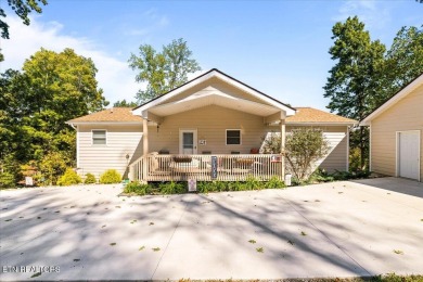 Norris Lake Home For Sale in Lafollette Tennessee