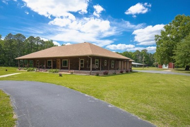 Escape to your own private retreat with this stunning custom log - photo 7