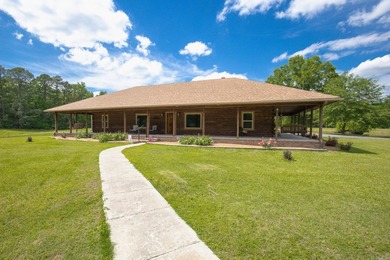 Escape to your own private retreat with this stunning custom log - photo 8