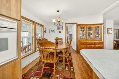 Great Opportunity at a great PRICE! Well-kept 3-bedroom, 2-bath - photo 9