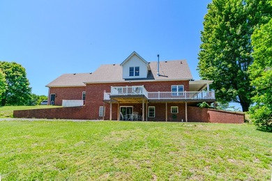 27-ACRE PRIVATE ESTATE NEAR GREEN RIVER LAKE WITH DUAL LIVING - photo 10