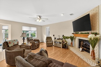 Welcome to this beautifully maintained all-brick home tucked - photo 17