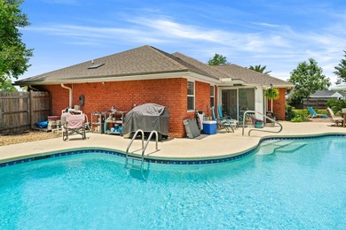 Welcome to this beautifully maintained all-brick home tucked - photo 38