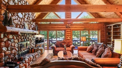 When you drive into this property you will feel like you have - photo 10