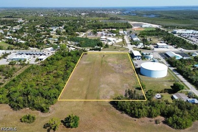 Prime opportunity in the heart of Bokeelia (Pine Island)!! This - photo 5