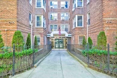 Welcome to 3203 Nostrand Avenue, Unit 5J, a charming one-bedroom - photo 1