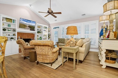 Welcome to your Edisto Island escape! Majestic live oaks and - photo 2