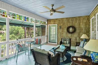 Welcome to your Edisto Island escape! Majestic live oaks and - photo 3