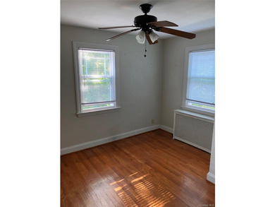 Well-maintained 4-bedroom, 2.5-bath Colonial ideally situated - photo 5