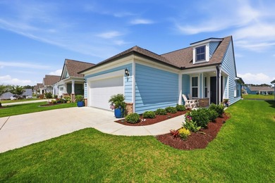 Stunning Pond-View Home in Del Webb Welcome to this beautiful - photo 1