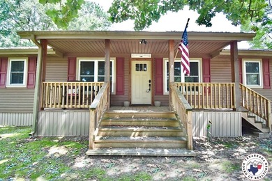 Kirby Lake House - photo 1