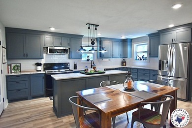 Kirby Lake House - photo 5