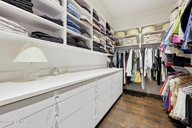 Welcome to 1030 Maple Lane, ideally situated in the heart of San - photo 32