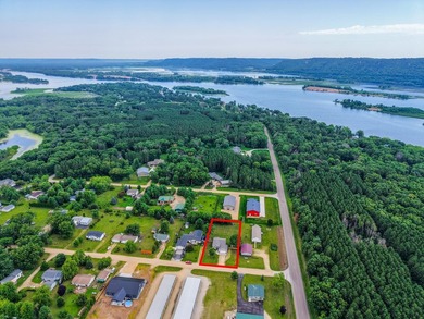 Welcome home to this beautifully maintained 3-bedroom, 2-bath - photo 34