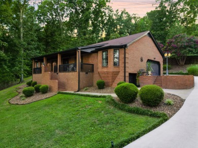Lake Home For Sale in Chattanooga, Tennessee