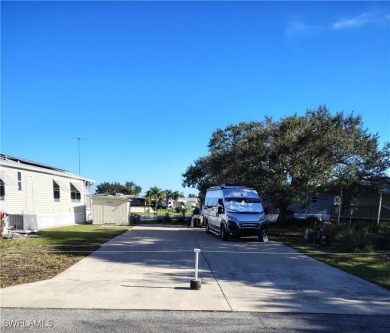 Lake Lot For Sale in Lake Wales, Florida