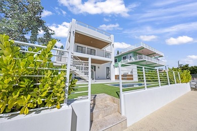 Exceptional Brand New Waterfront Home in a prime Plantation Key - photo 3