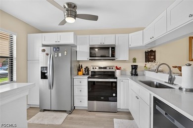 Priced to sell- Sellers say sell! Welcome to Foxmoor- described - photo 4