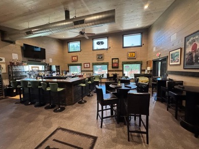 Own a modern, destination restaurant and cocktail bar in one of - photo 9