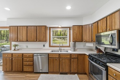 Experience country living with stunning views in this - photo 12