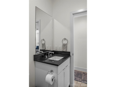 Extraordinary opportunity to own this move-in ready condo - photo 14