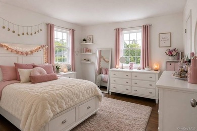 Welcome home to this beautifully maintained Colonial, perfectly - photo 15