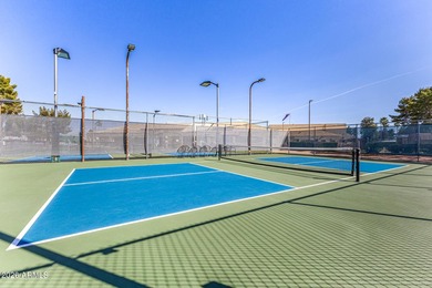 Tucked within the welcoming, resort-style community of Paradise - photo 18