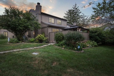 Lake Townhome/Townhouse For Sale in Lexington, Kentucky