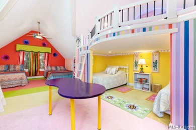 Experience the art of lakefront living at Tropical Paradise, an - photo 22