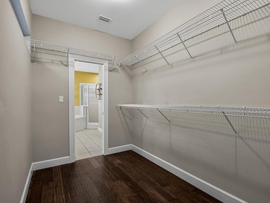 NEW ROOF with acceptable offer! Custom All-Brick Pool Home in - photo 25