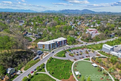Extraordinary opportunity to own this move-in ready condo - photo 29