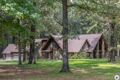 (private lake, pond, creek) Home For Sale in Simms Texas