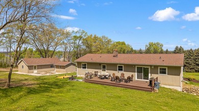 Experience country living with stunning views in this - photo 34