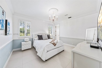 Experience refined living in Westons most prestigious guard - photo 37
