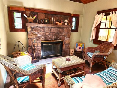 Smallwood Summer Sale! Location, Location! Year-round 2 bedroom - photo 8
