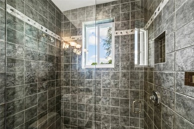 Experience refined living in Westons most prestigious guard - photo 39
