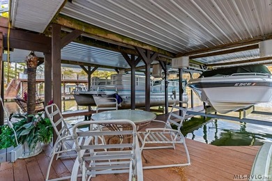 Experience the art of lakefront living at Tropical Paradise, an - photo 41