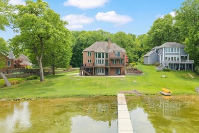 5 BD 4 BA, 4,173-sq-ft 2-story brick home, .25-acre lot w/ 101 - photo 2