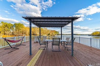 Experience the art of lakefront living at Tropical Paradise, an - photo 43