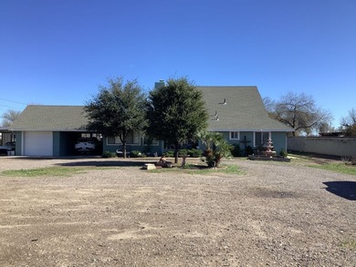 A beautiful 2-story 2486 sq ft home in a nice location close to - photo 49