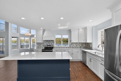 5 BD 4 BA, 4,173-sq-ft 2-story brick home, .25-acre lot w/ 101 - photo 10