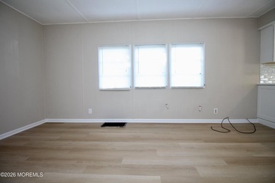 Don't miss out on this beautifully renovated home in Roberts - photo 9