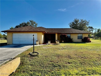 Lehigh Acres Area Home Sale Pending in Lehigh Acres Florida