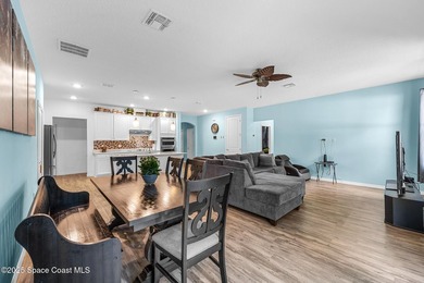 Welcome to this beautifully designed 4-bedroom, 2-bathroom home - photo 13