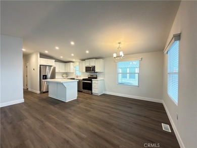 Pictures Coming Soon! Beautiful 3-Bedroom, 2-Bath Manufactured - photo 31