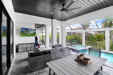 Welcome to luxury waterfront living in the exclusive community - photo 6