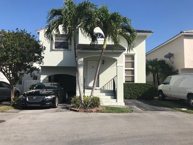 (private lake, pond, creek) Home For Sale in Plantation Florida