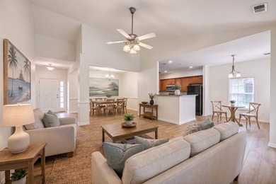 Immaculate, move-in-ready 1-story open-plan home with 2-car - photo 2