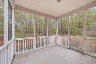 Immaculate, move-in-ready 1-story open-plan home with 2-car - photo 7